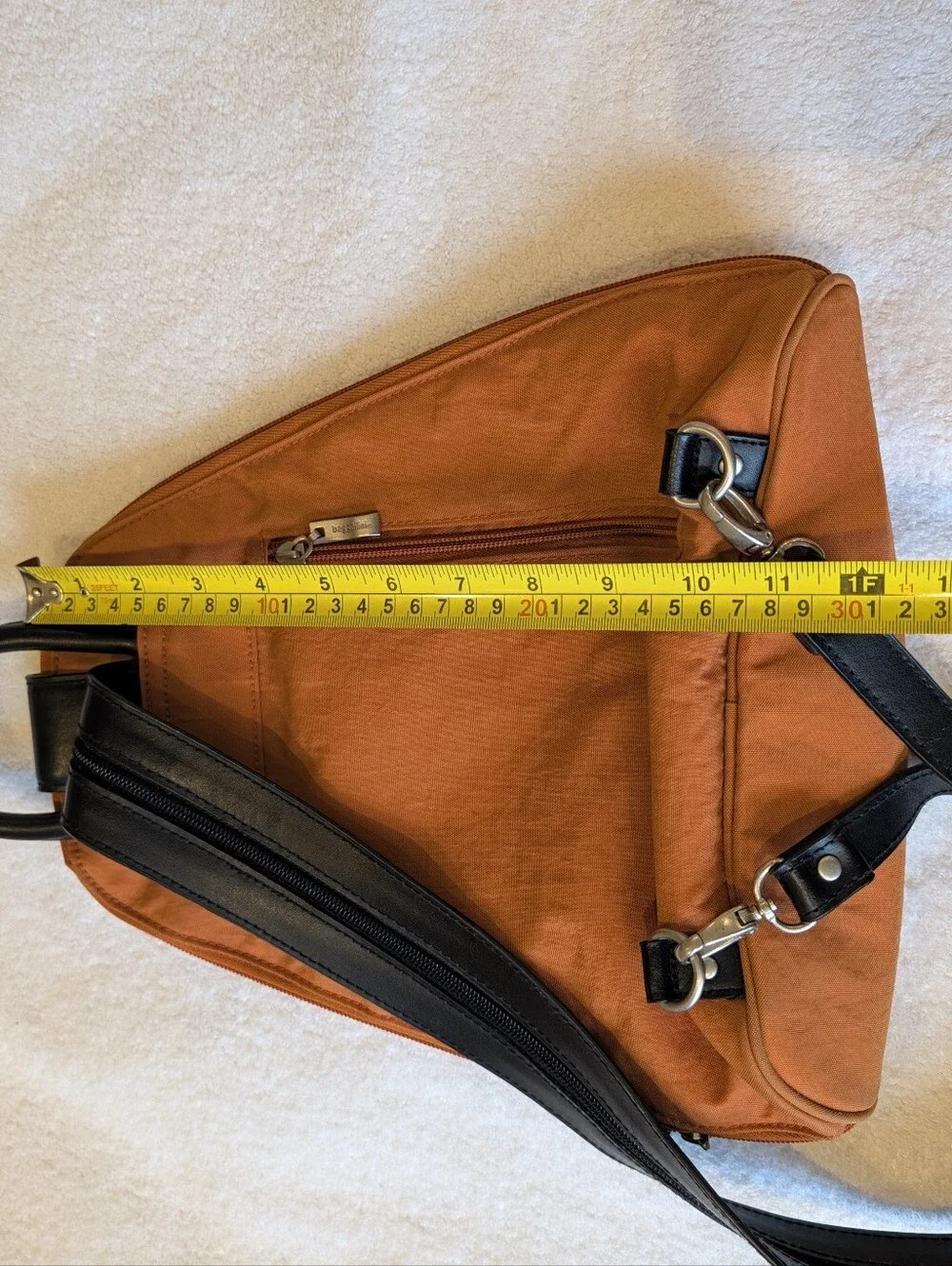 Baggallini Convertible Sling Backpack Rust Orange Nylon Wallet Organizer Travel